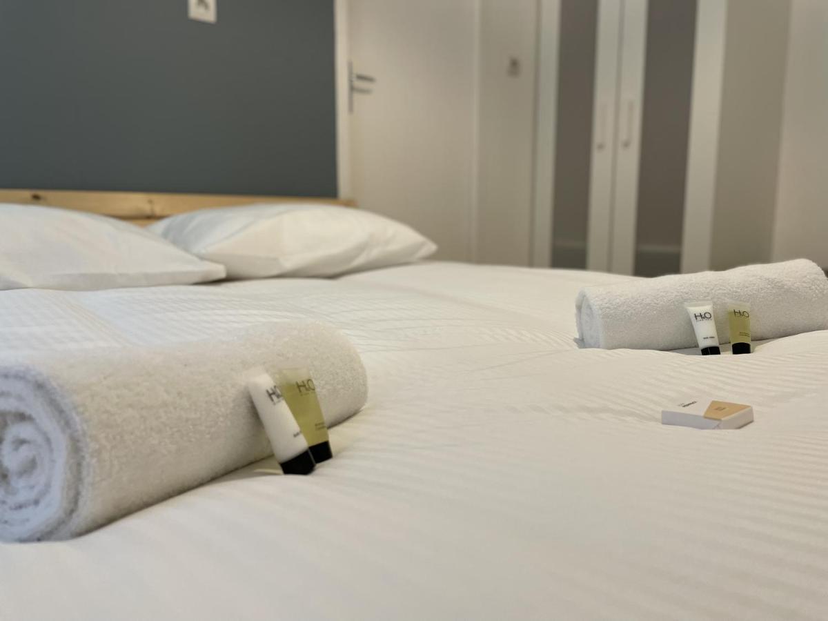 Saphir, Hyper Centre Ville Au Calme Au Fond D'Une Impasse 凯恩 外观 照片